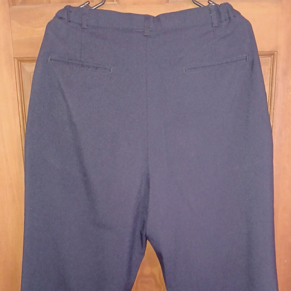 WOMENS FLYING CROSS PANTS SIZE 18